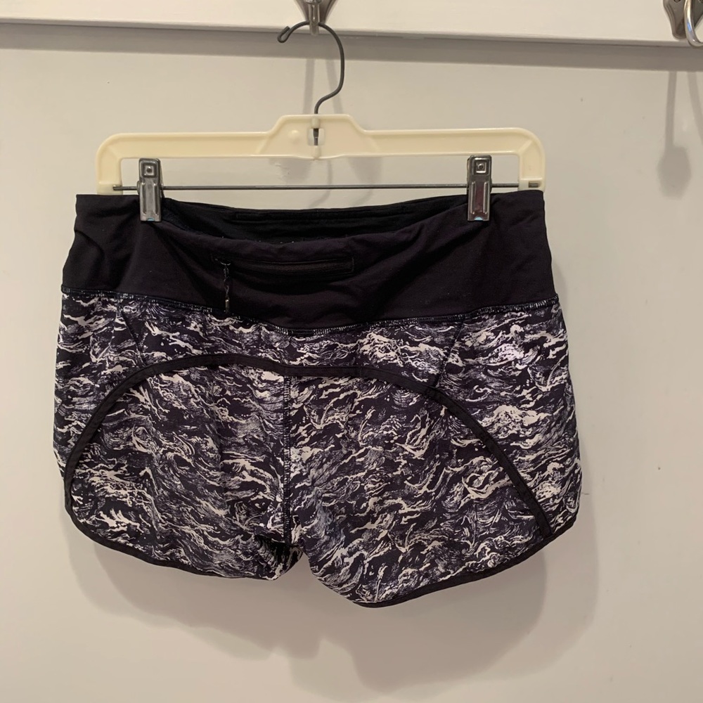 lululemon speckled shorts